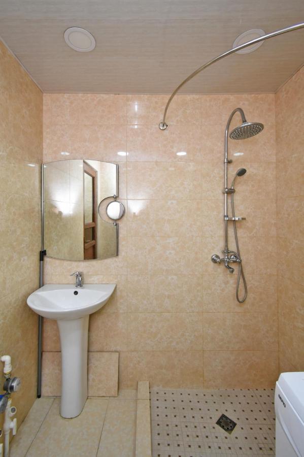 A&X Hostel And Tours Yerevan Exterior photo